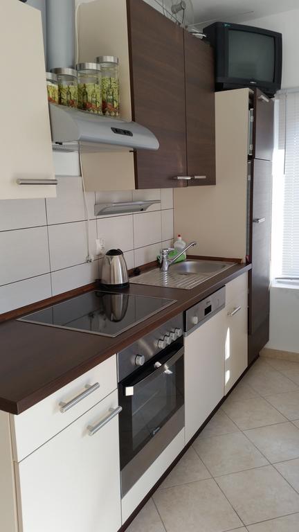 Apartment Sajkovic Ugljan Eksteriør bilde